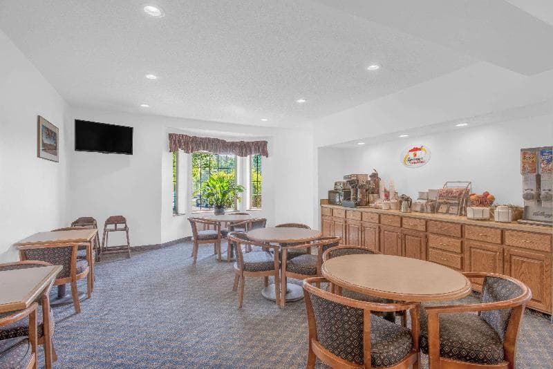 Surestay Plus Hotel By Best Western Highland Poughkeepsie 2