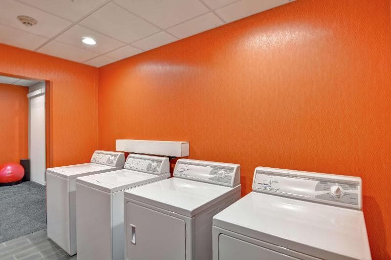 Home2 Suites by Hilton Meridian 2