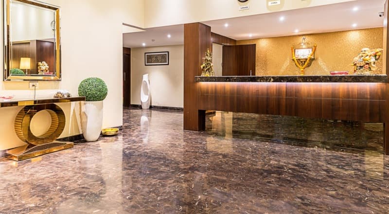 Treebo Grand Emerald (Adults Only) 3