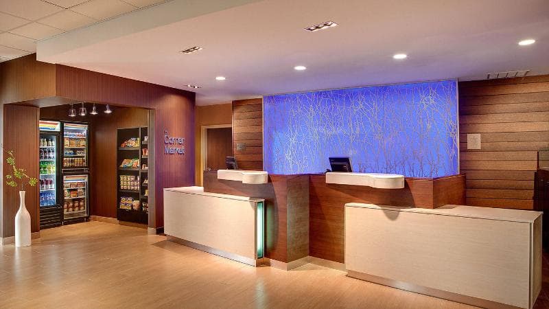 Fairfield Inn & Suites Bay City 2