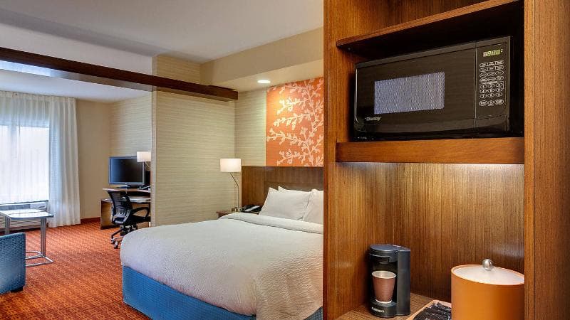 Fairfield Inn & Suites Bay City 4