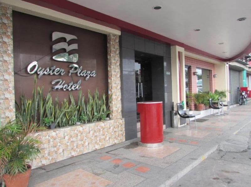 Oyster Plaza Hotel photo 1