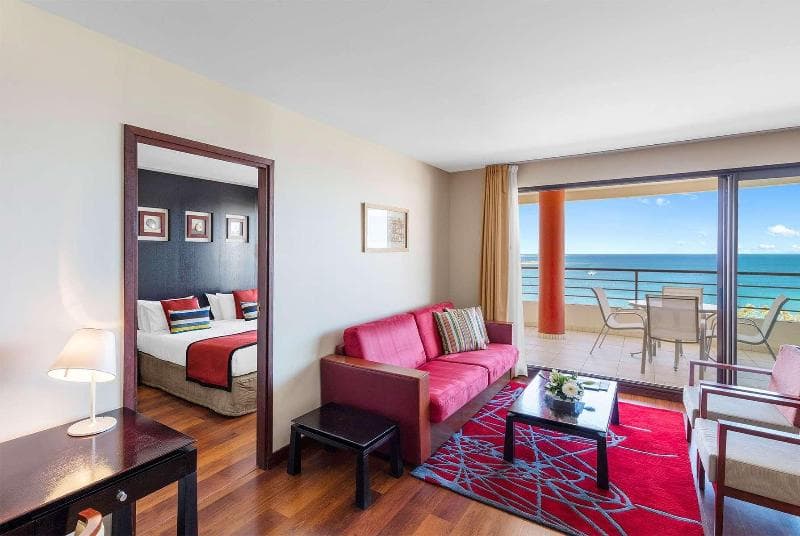 Ramada Hotel & Suites By Wyndham Noumea 5