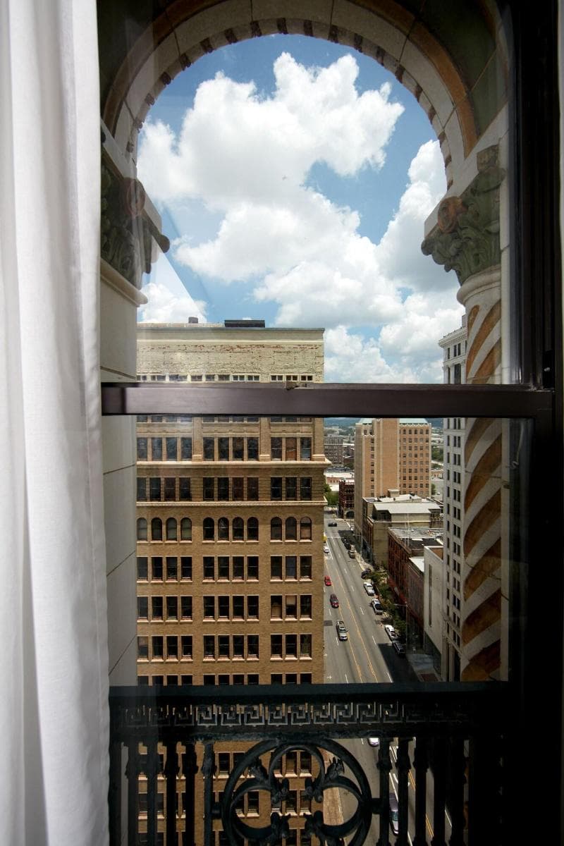 Elyton Hotel, Autograph Collection 5