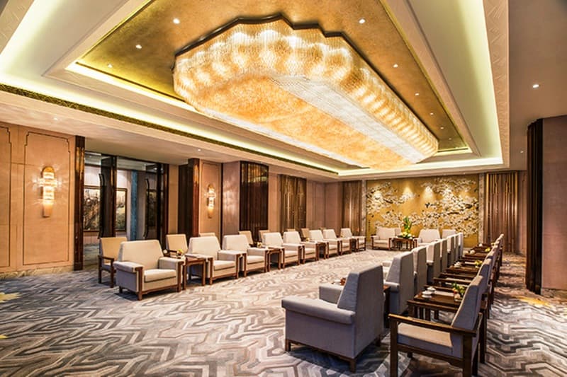 Wanda Reign On The Bund main