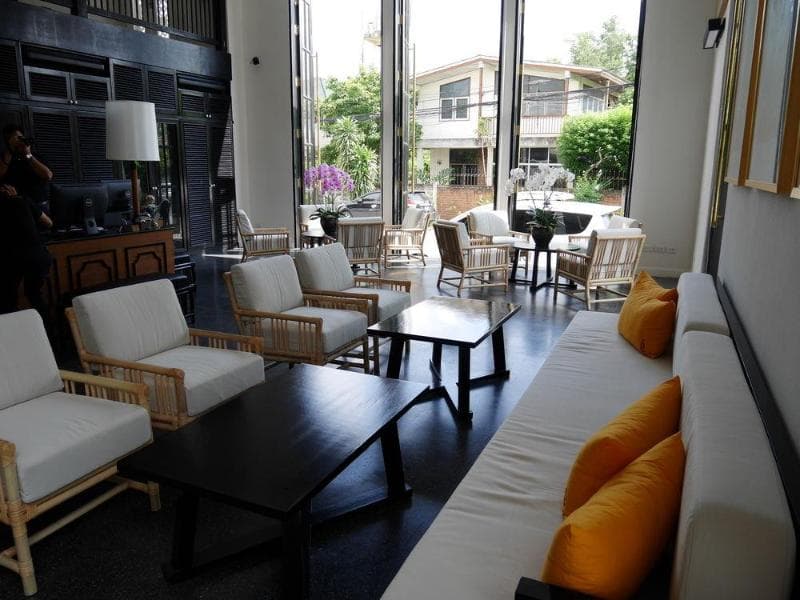 Buri Siri Hotel 5