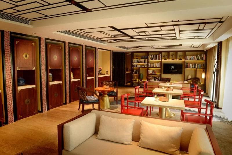 Ln Hotel Five photo 1