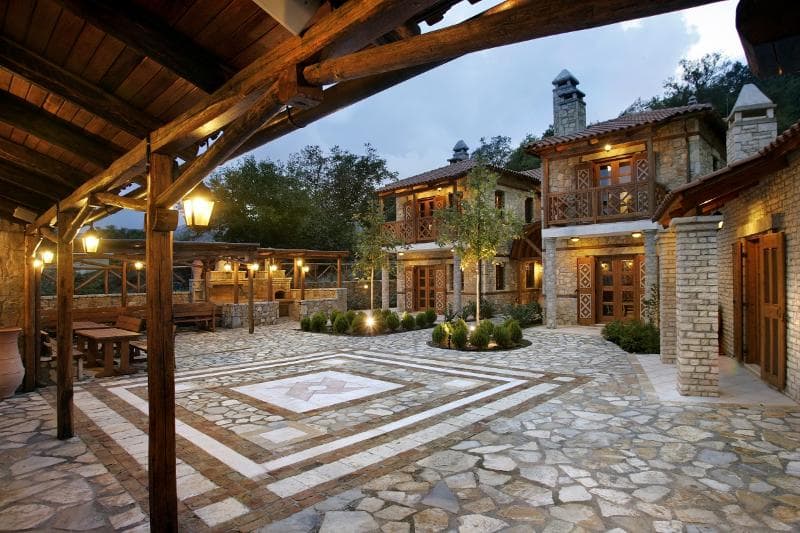 Abeliona Retreat main