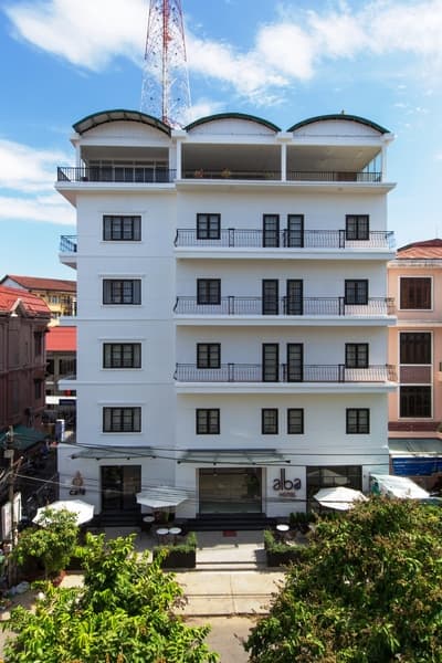 Alba Hotel 4