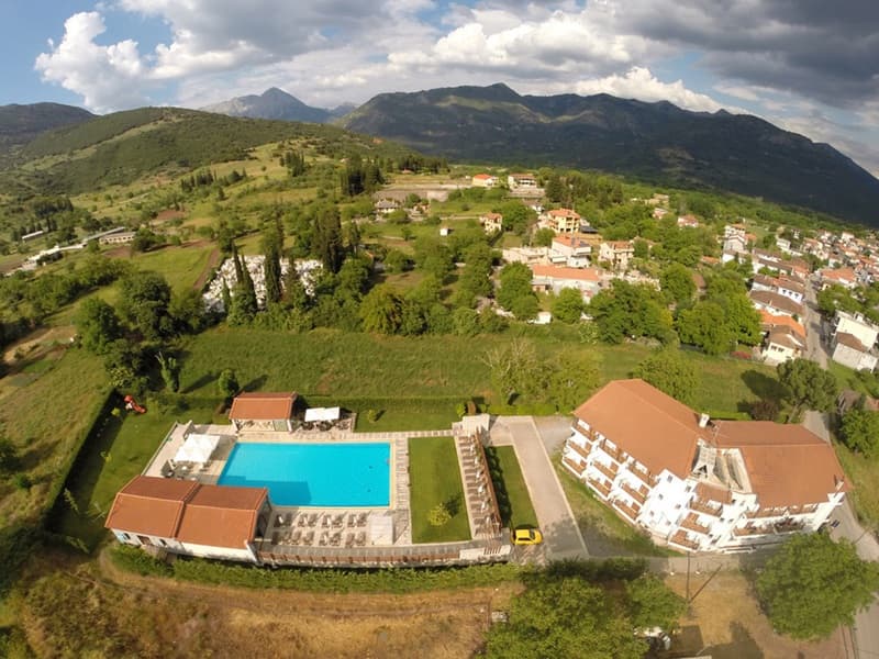 Mont Helmos Hotel photo 1