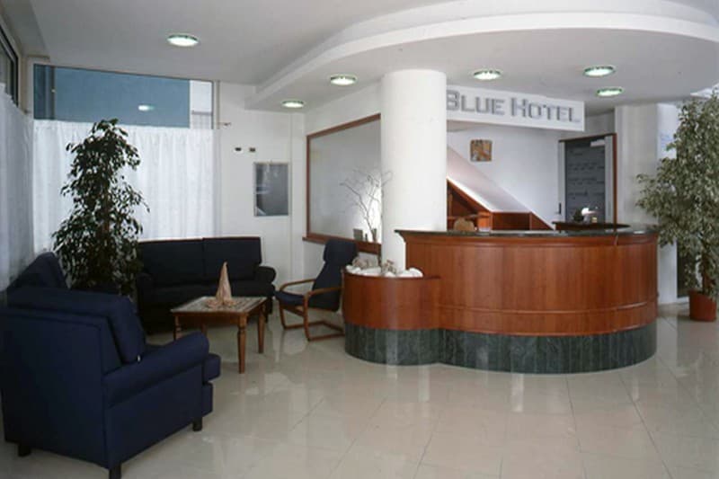 Blue Hotel 2