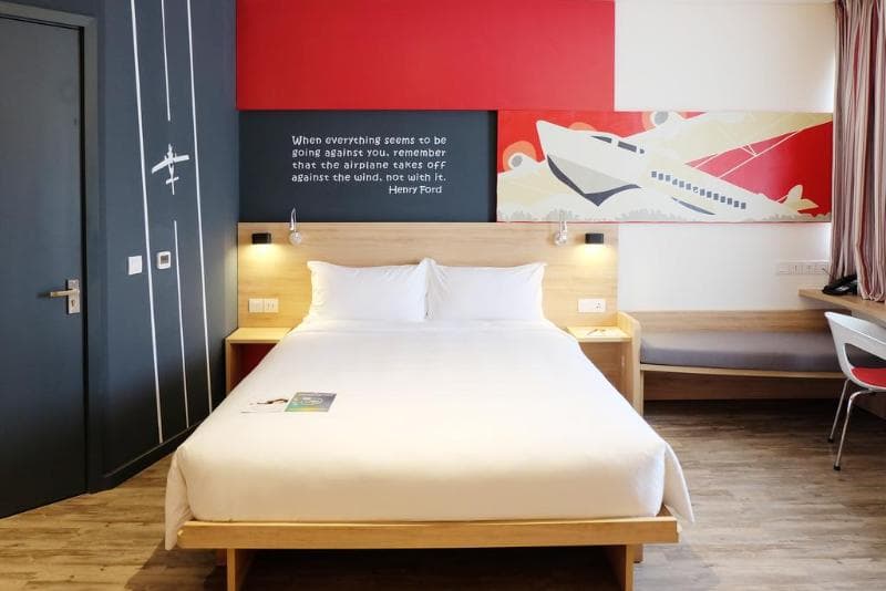 Ibis Saigon Airport photo 1