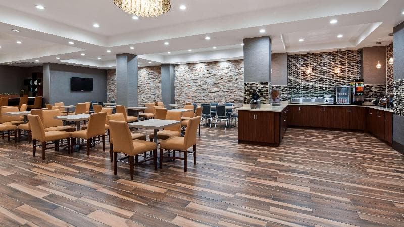 Best Western Plus Philadelphia Convention Center Hotel 3