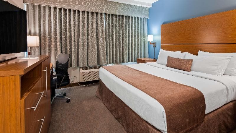Best Western Plus Philadelphia Convention Center Hotel 4