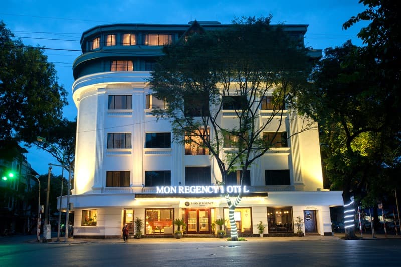 Mon Regency Hotel photo 1
