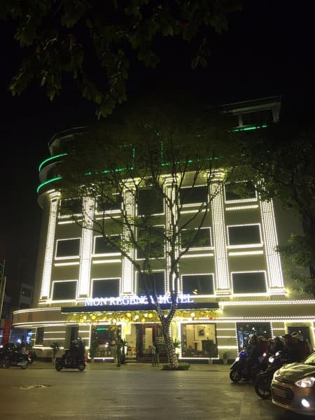 Mon Regency Hotel 2