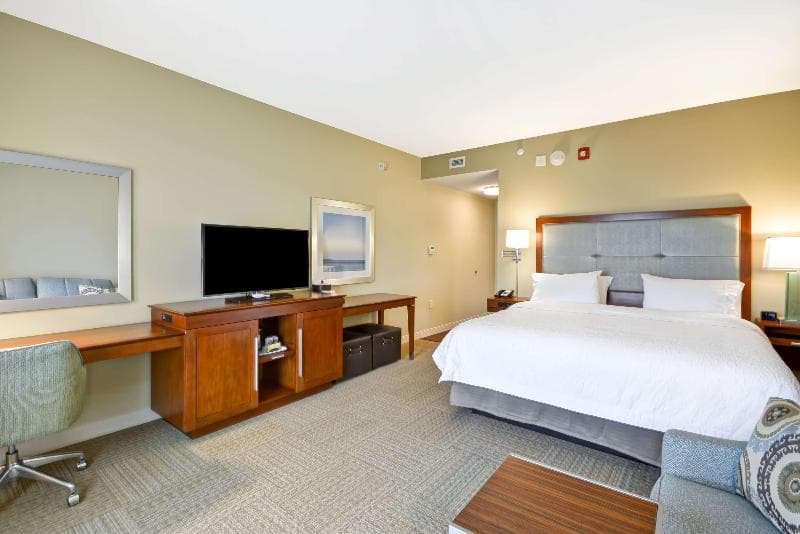 Hampton Inn & Suites Charleston Airport photo 1