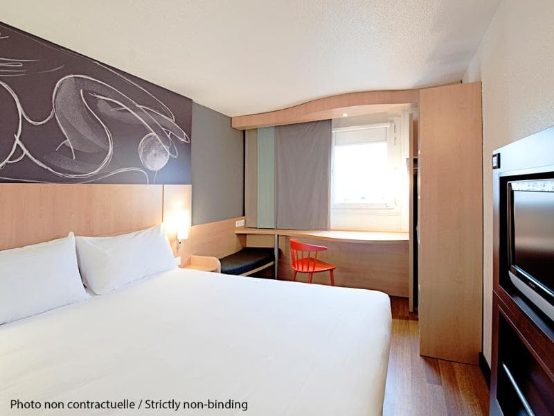 Ibis Daqing Haofang 2