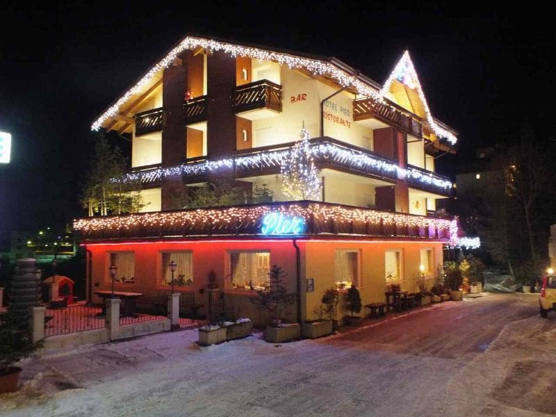 Pier Hotel main