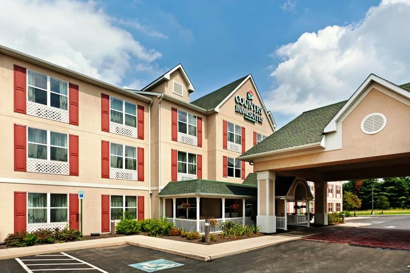 Country Inn & Suites by Radisson, Harrisburg Northeast (Hershey), PA 2