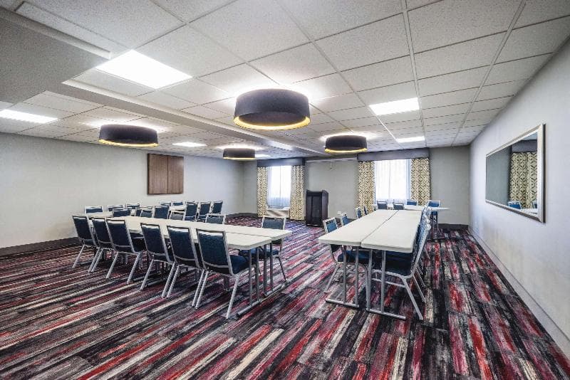 La Quinta Inn & Suites by Wyndham Chattanooga-Hamilton Place photo 1