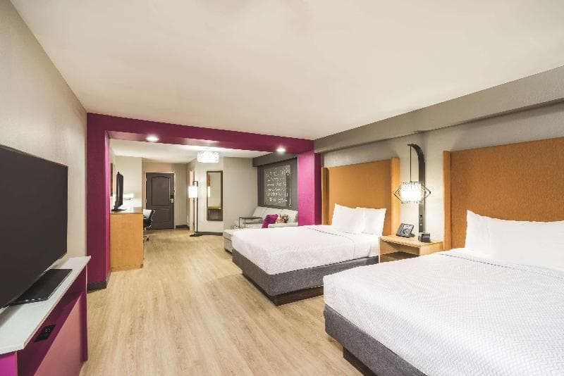 La Quinta Inn & Suites by Wyndham Chattanooga-Hamilton Place 4