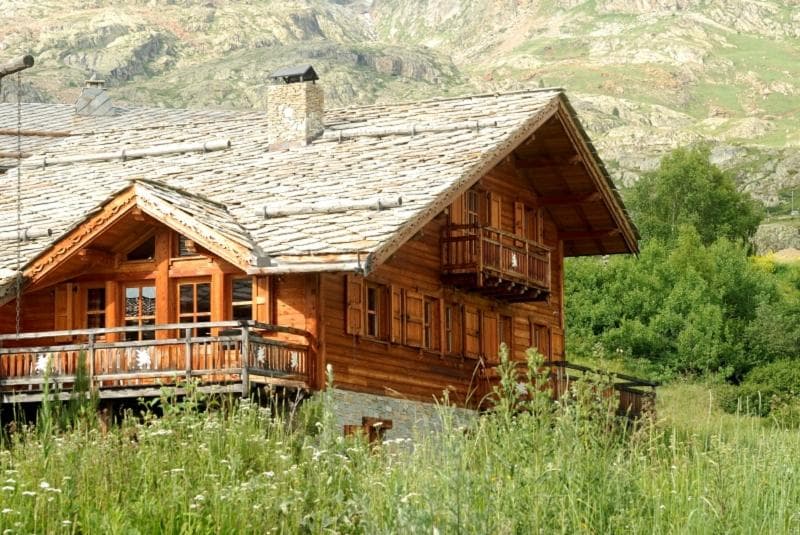 Madame Vacances Les Chalets de l'Altiport main