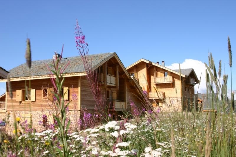 Madame Vacances Les Chalets de l'Altiport photo 1