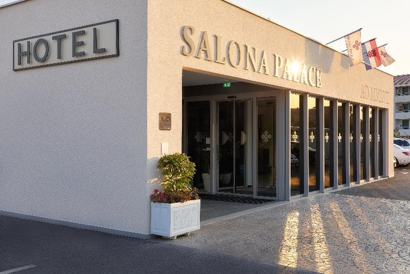Hotel Salona Palace 4