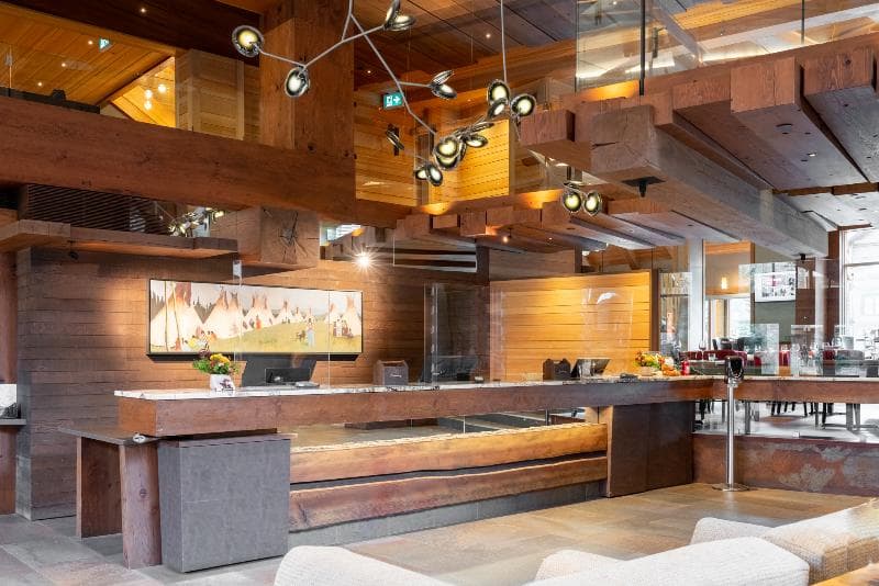 Moose Hotel & Suites photo 1