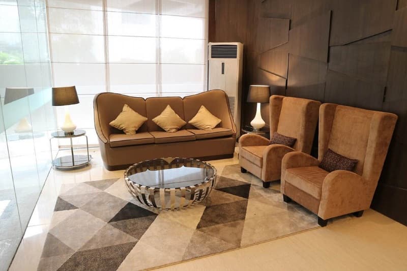 Reddoorz Premium @ West Avenue Quezon City (Adults Only) 5