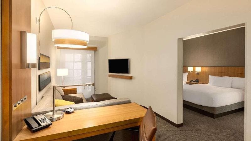 Hyatt Place Phoenix/Chandler-Fashion Center 5