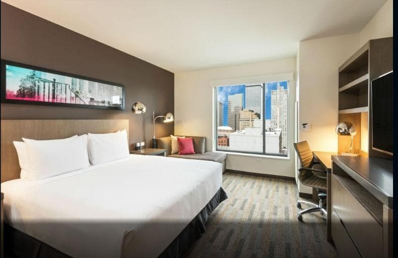 Hyatt House Denver/Downtown 4