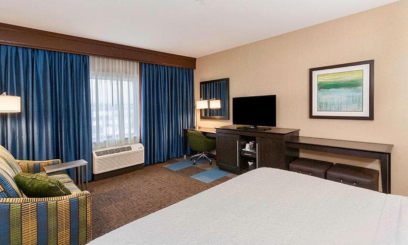 Hampton Inn & Suites Duluth North / Mall Area 5