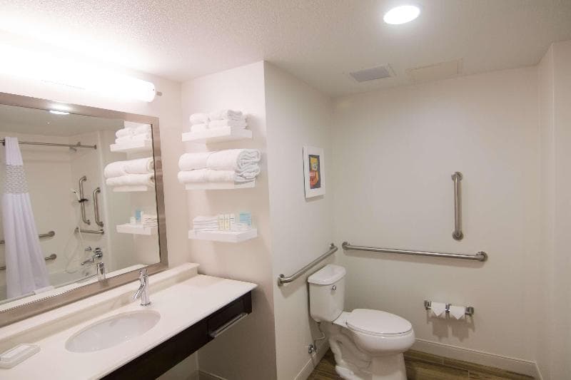 Hampton Inn & Suites Tulsa Downtown photo 1