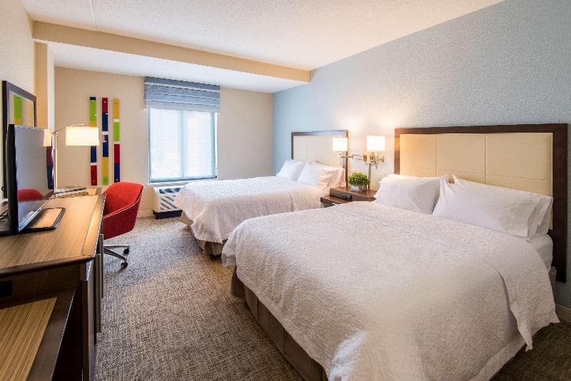 Hampton Inn & Suites Tulsa Downtown 2