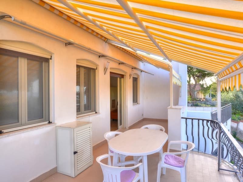 Gianni - One Bedroom main