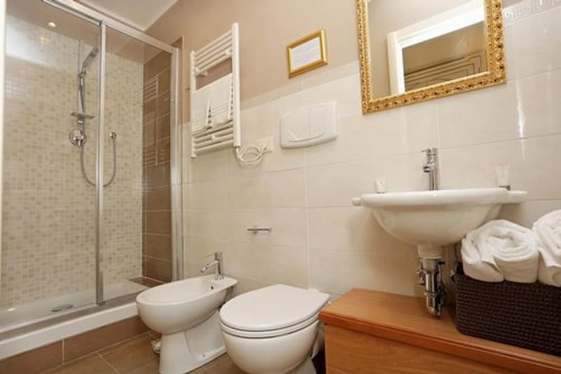 Dg Prestige Room 5