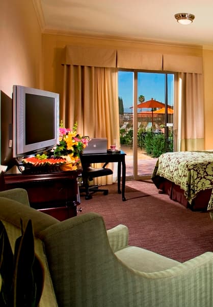 Ayres Hotel Chino Hills 5