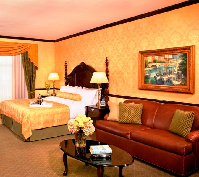 Ayres Suites Yorba Linda 4