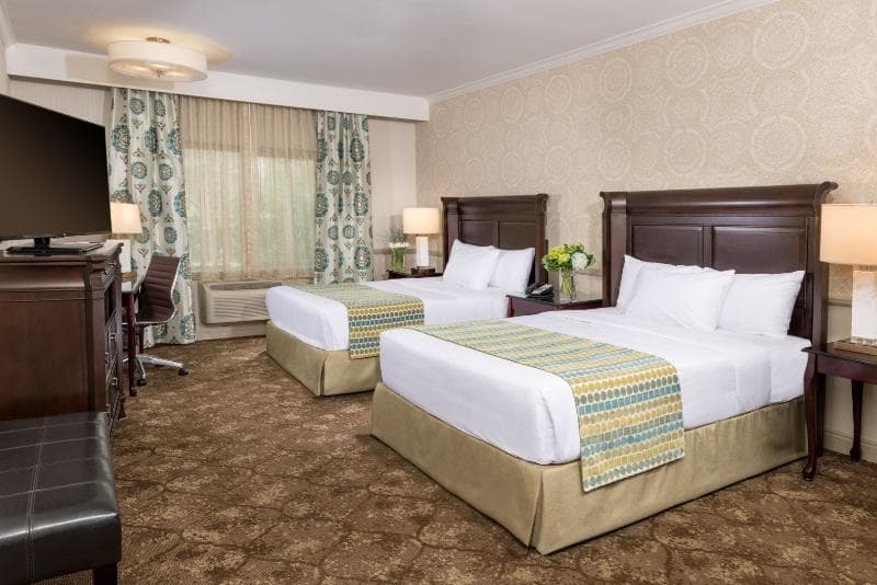 Ayres Suites Yorba Linda 5