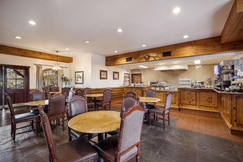 Best Western Corona Hotel & Suites 4