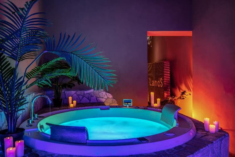 Hotel 87 Eightyseven 3