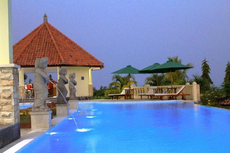 Taman Surgawi Resort And Spa photo 1