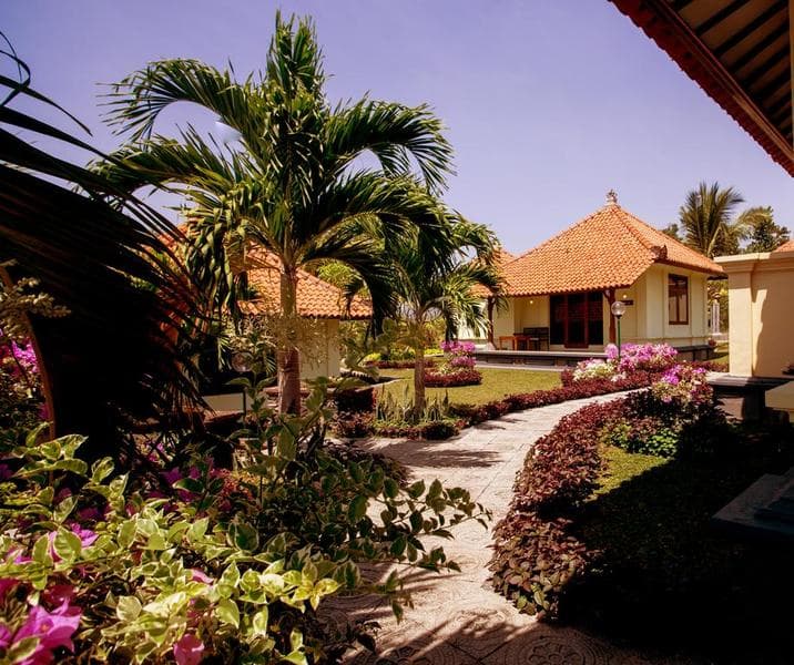 Taman Surgawi Resort And Spa 3