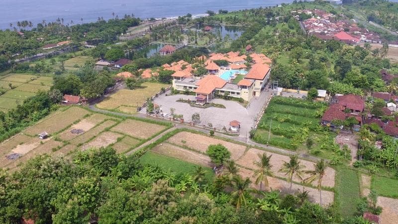 Taman Surgawi Resort And Spa 4