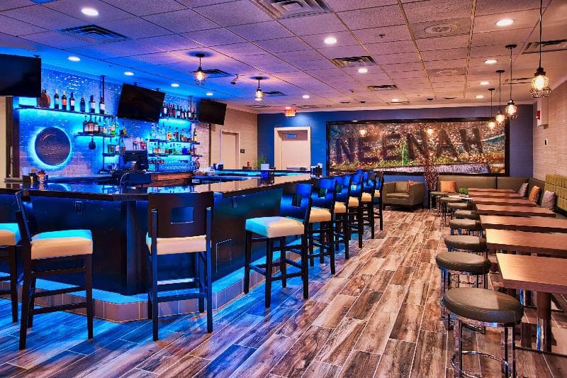 Doubletree By Hilton Neenah photo 1
