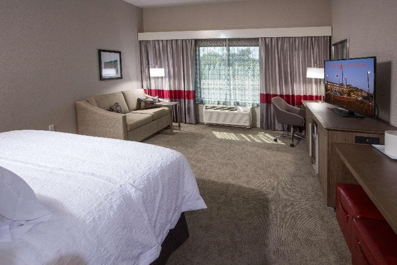 Hampton Inn & Suites Buellton/Santa Ynez Valley photo 1