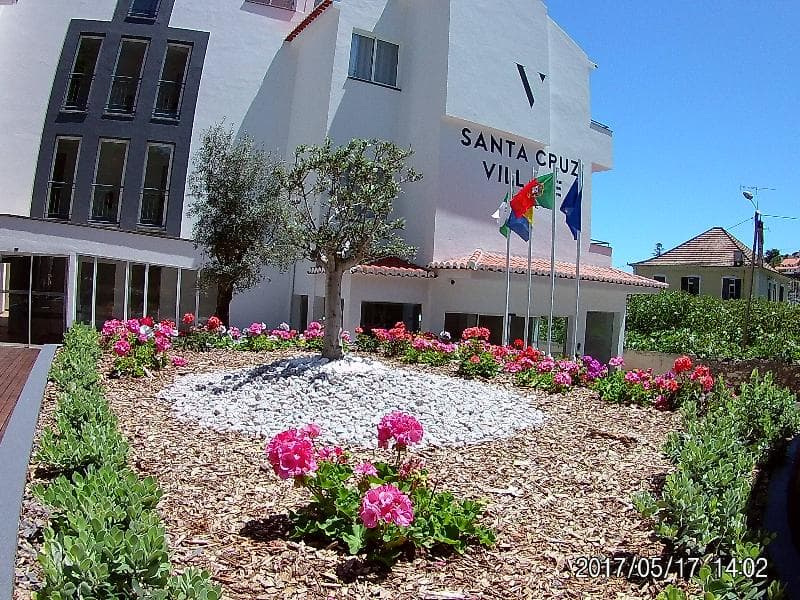 Santa Cruz Village Hotel 1