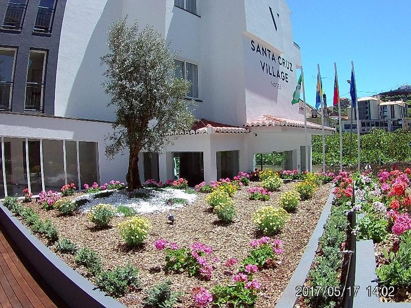 Santa Cruz Village Hotel 2